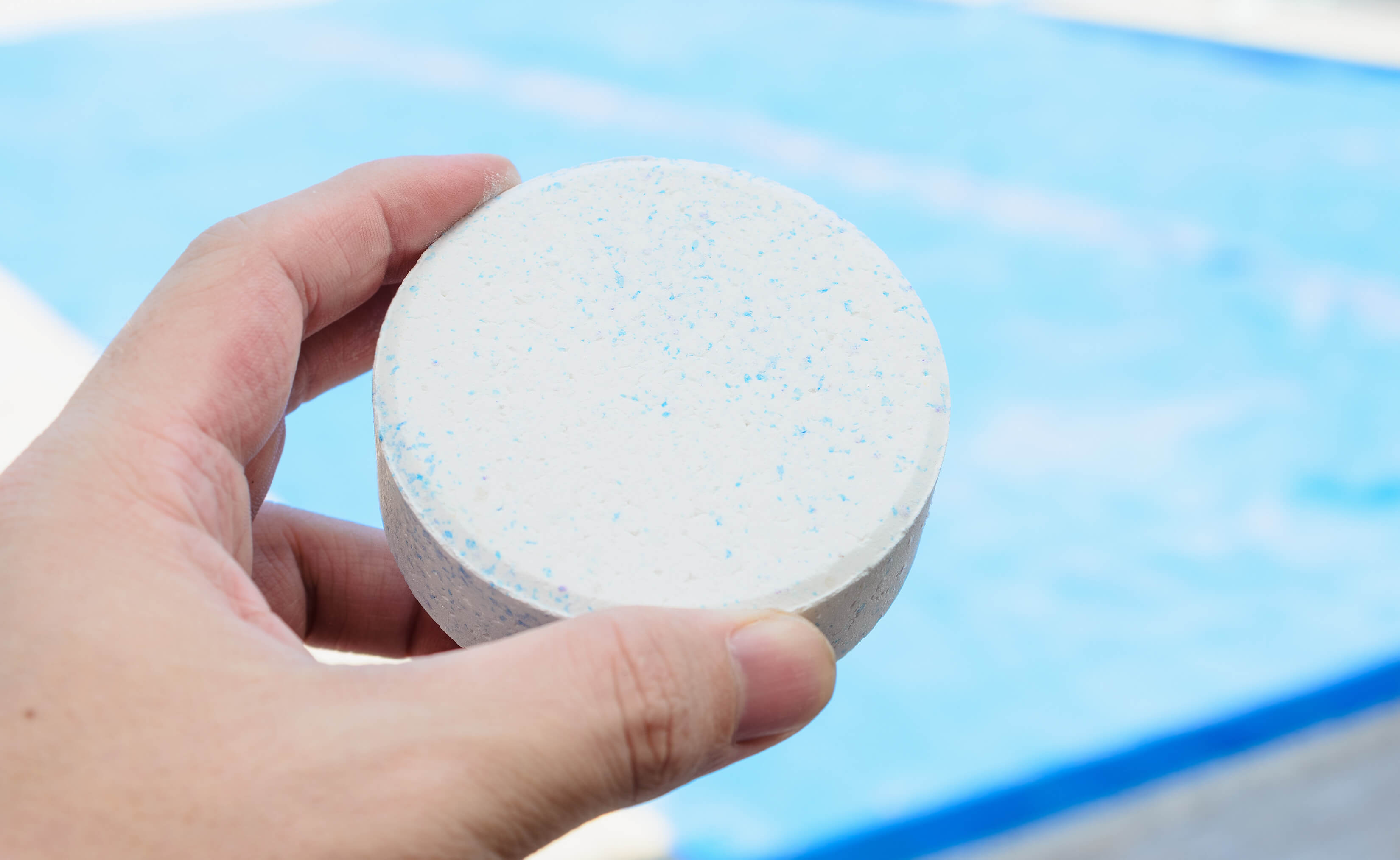 How to Use Less Chlorine In Your Pool